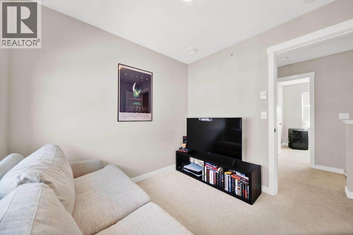 2410 11280 Pazarena Pl, Maple Ridge, BC - Indoor