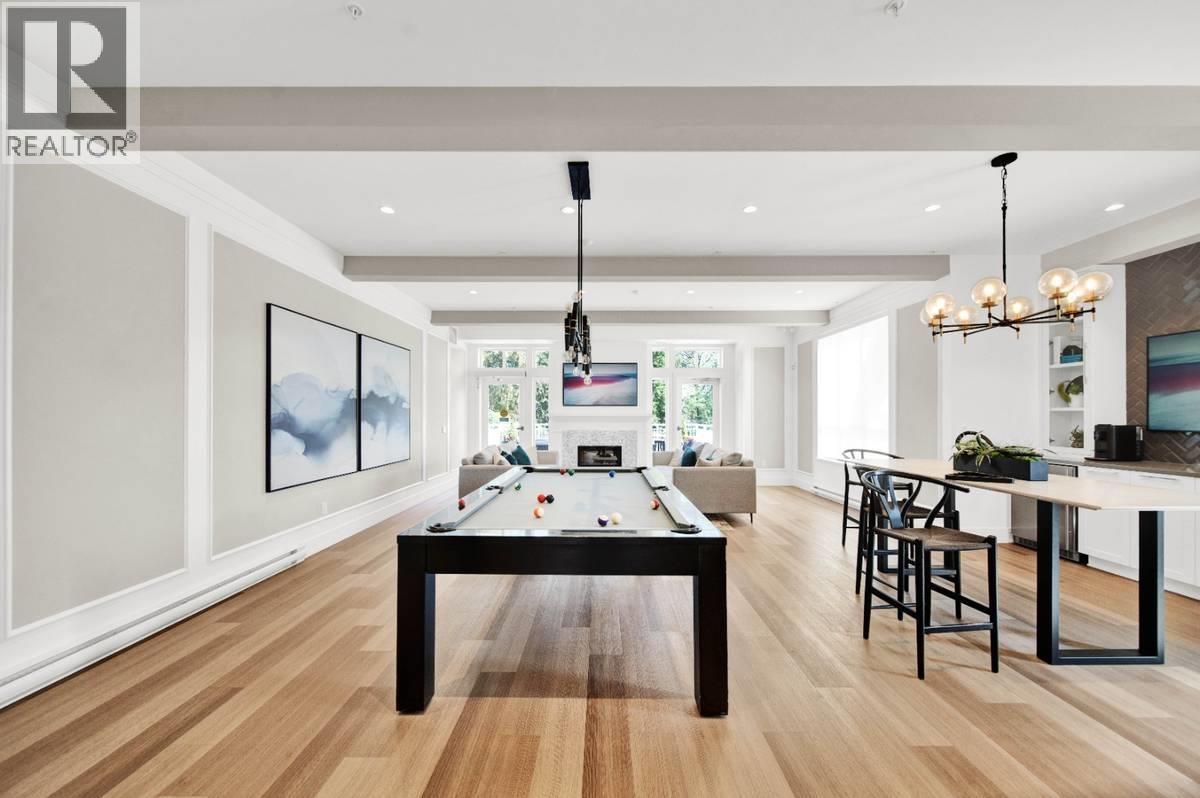 2410 11280 Pazarena Pl, Maple Ridge, BC - Indoor