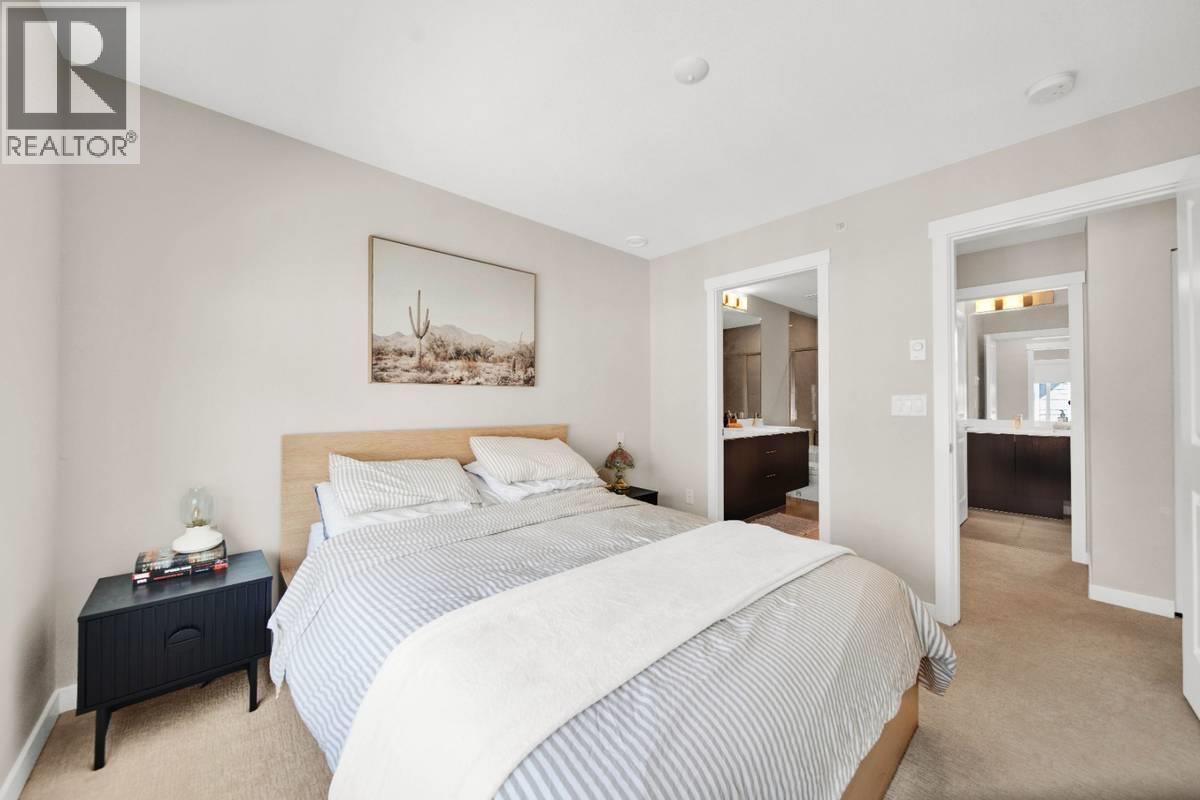 2410 11280 Pazarena Pl, Maple Ridge, BC - Indoor Photo Showing Bedroom