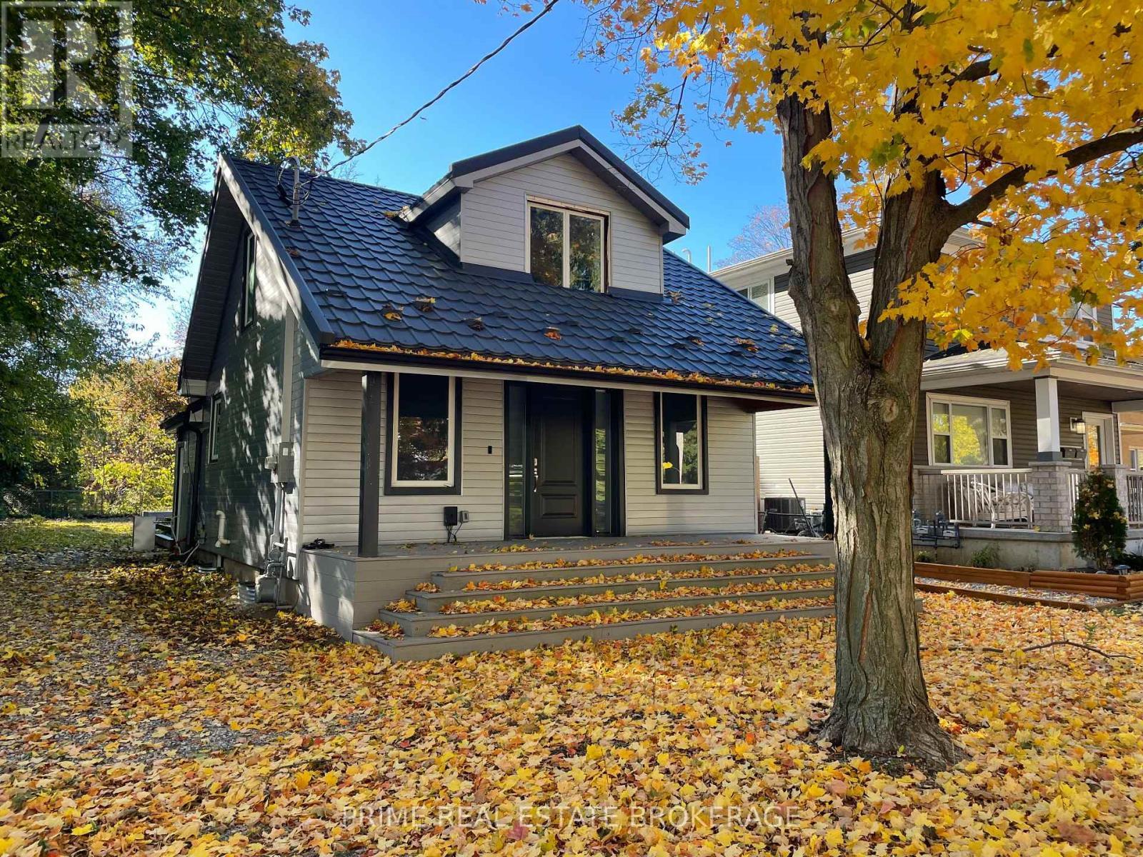 1294 Springbank Avenue, London South (South B), ON - Outdoor With Deck Patio Veranda