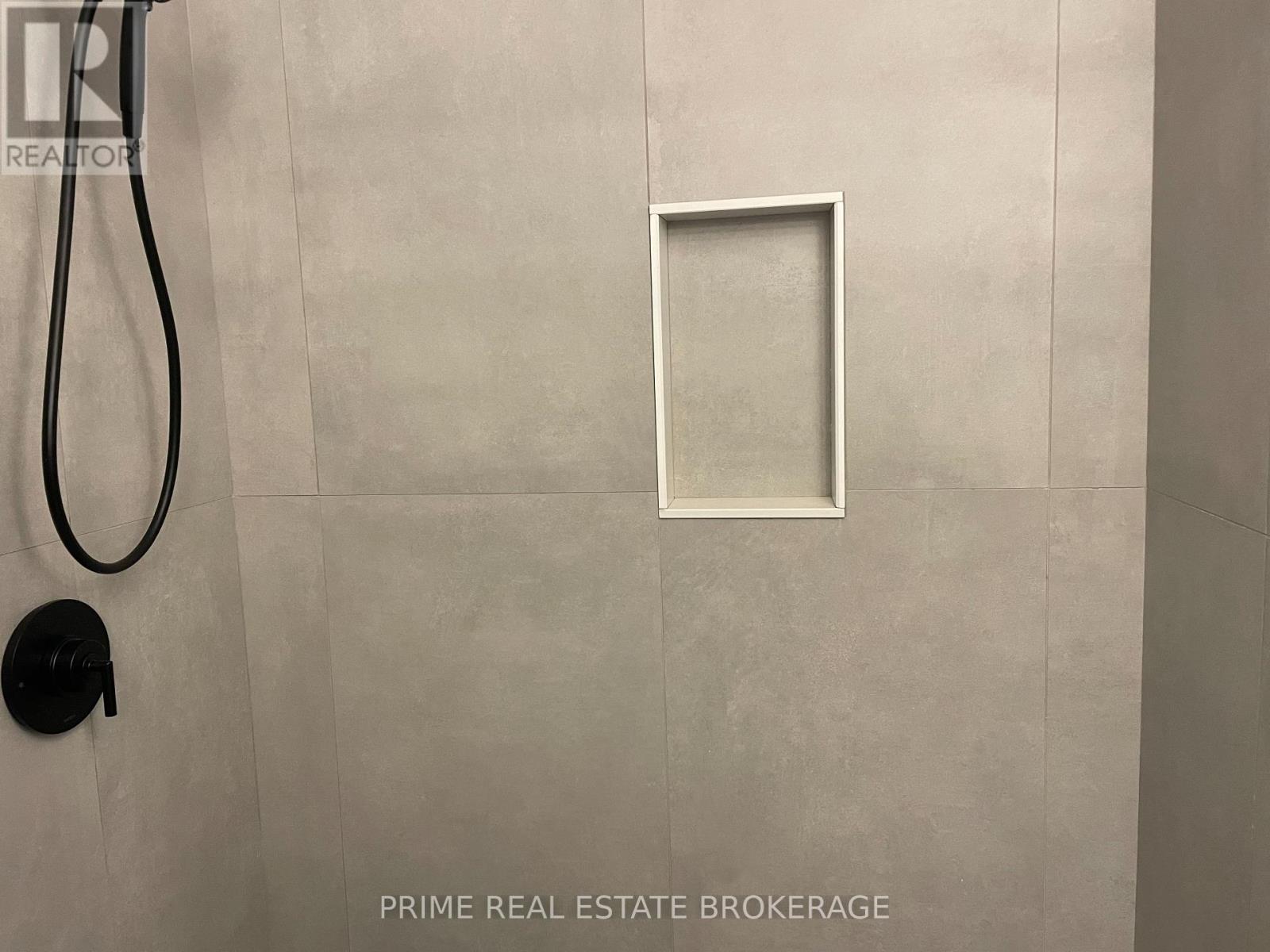 1294 Springbank Avenue, London South (South B), ON - Photo Showing Bathroom