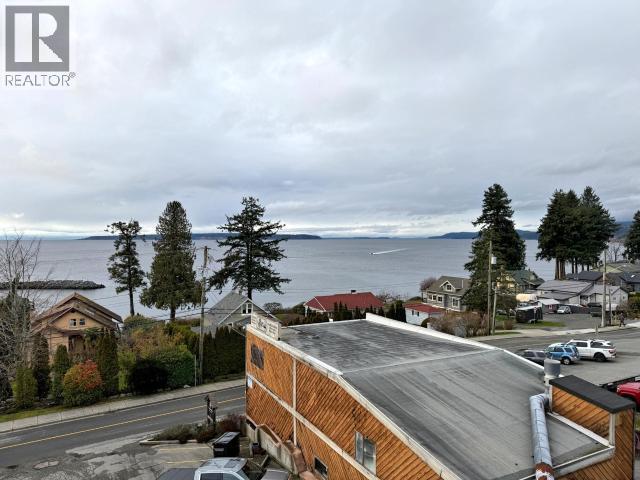 4555 Marine Ave, Powell River, BC