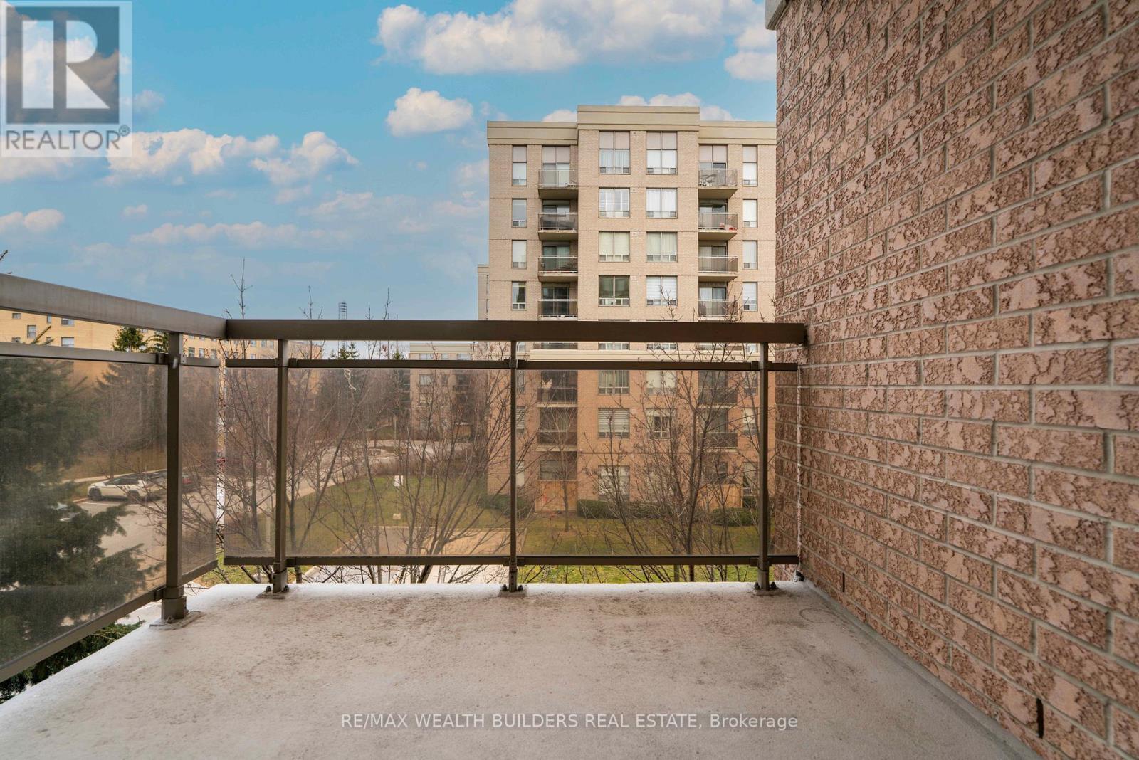 Balcony - 305 - 1720 Eglinton Avenue E, Toronto, ON - Outdoor