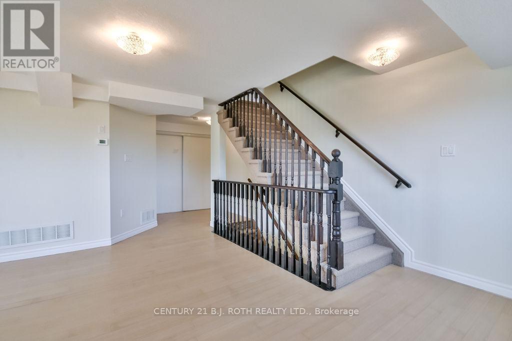 2 - 87 Goodwin Drive, Barrie, ON - Indoor Photo Showing Other Room