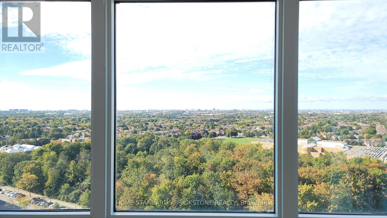 A-1405 - 30 Upper Mall Way, Vaughan, ON - Indoor Photo Showing Other Room