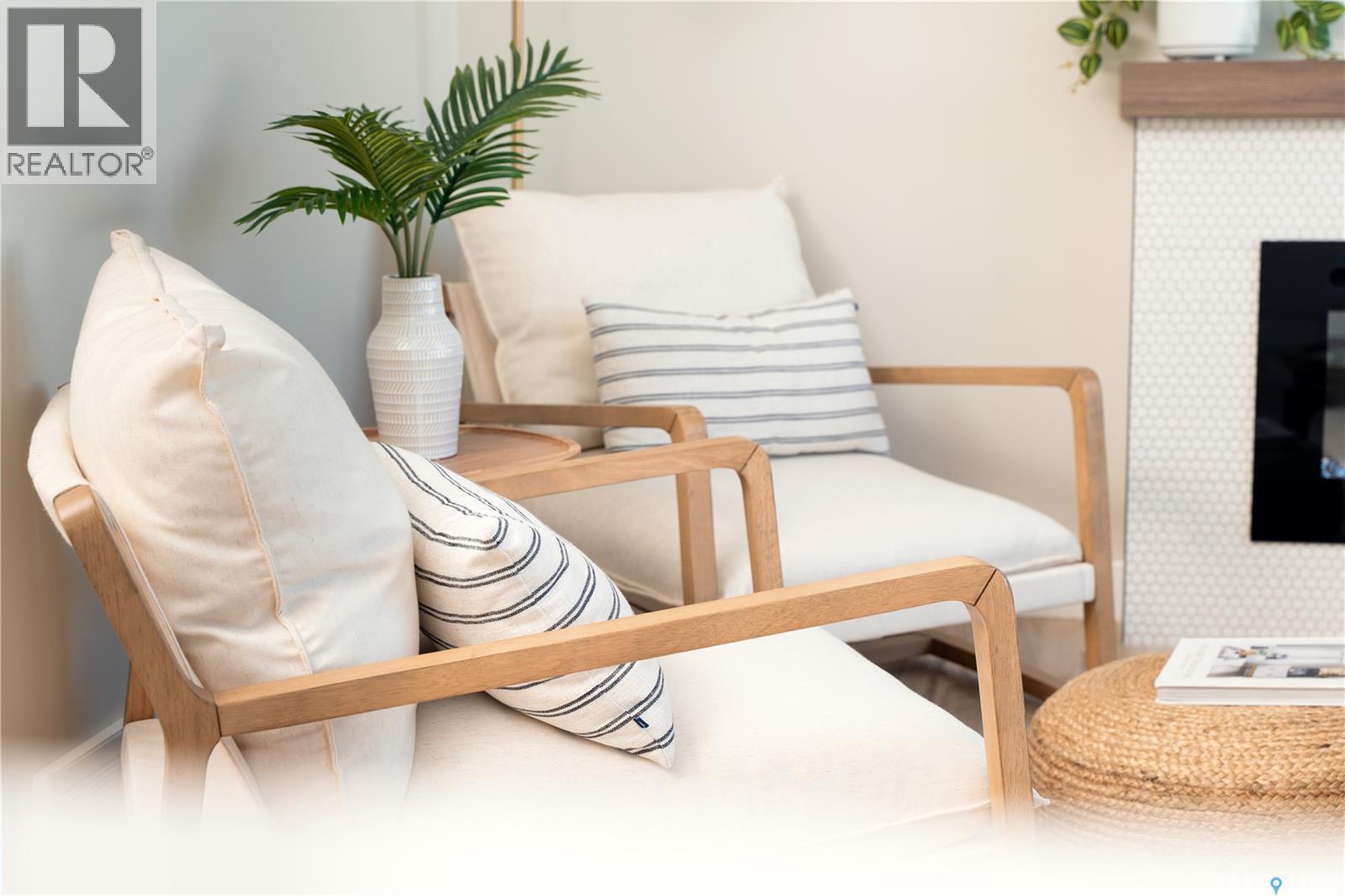 121 Yuel Crescent, Saskatoon, SK - Indoor Photo Showing Dining Room