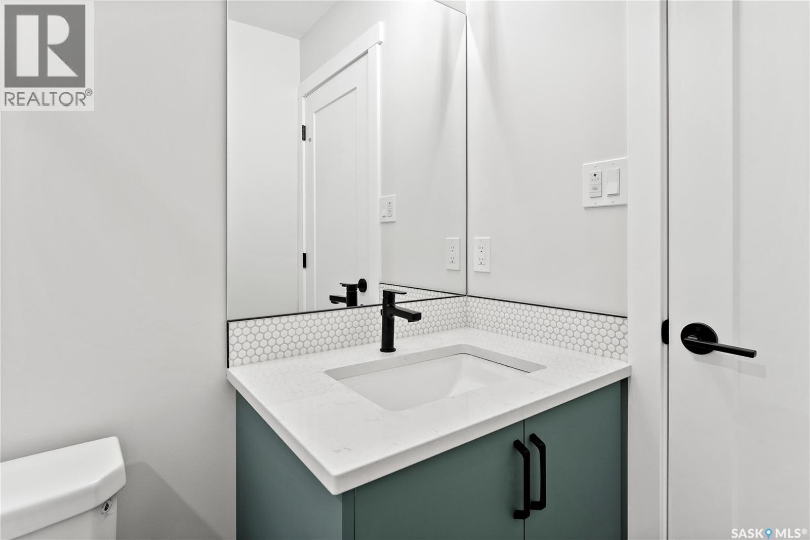 117 Yuel Crescent, Saskatoon, SK - Indoor Photo Showing Bathroom