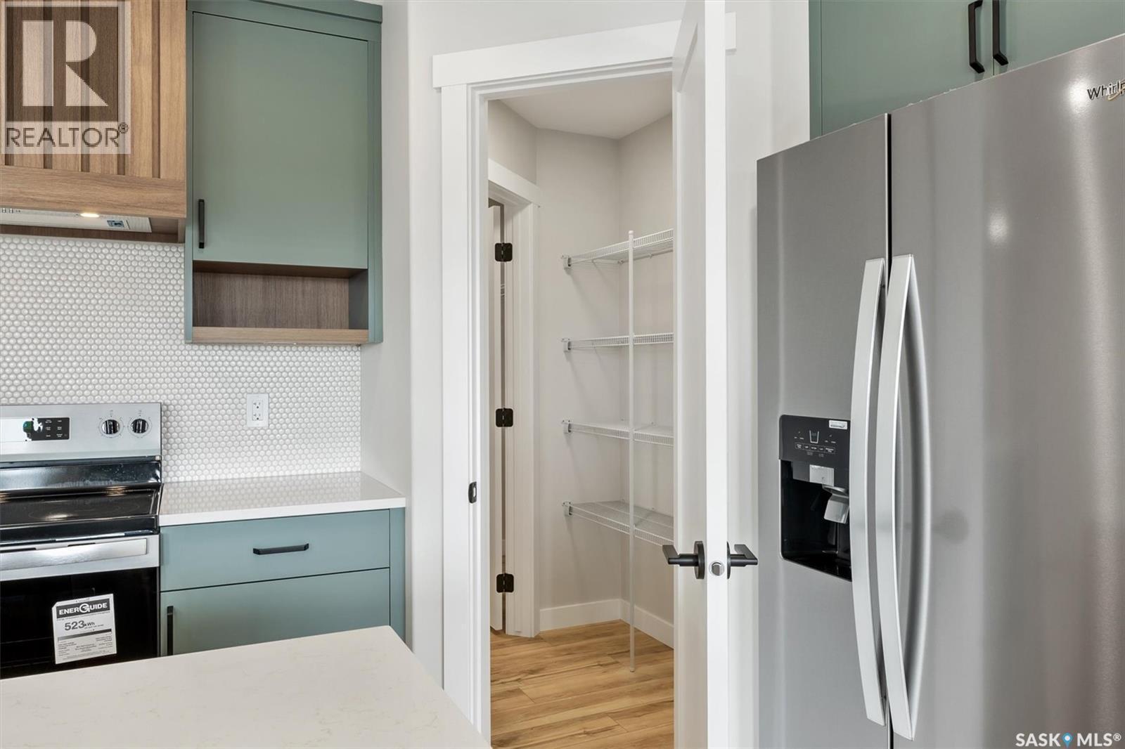 222 Yuel Lane, Saskatoon, SK - Indoor Photo Showing Kitchen