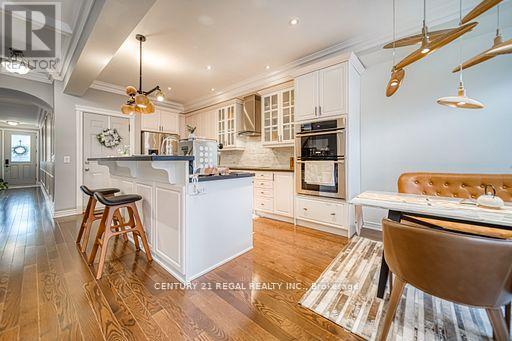 3095 Robert Brown Boulevard, Oakville, ON - Indoor Photo Showing Kitchen