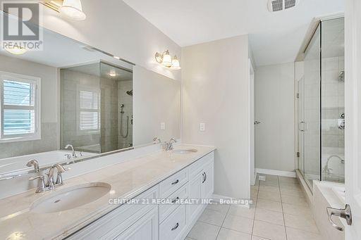 140 Cherryhurst Road, Oakville, ON - Indoor Photo Showing Bathroom