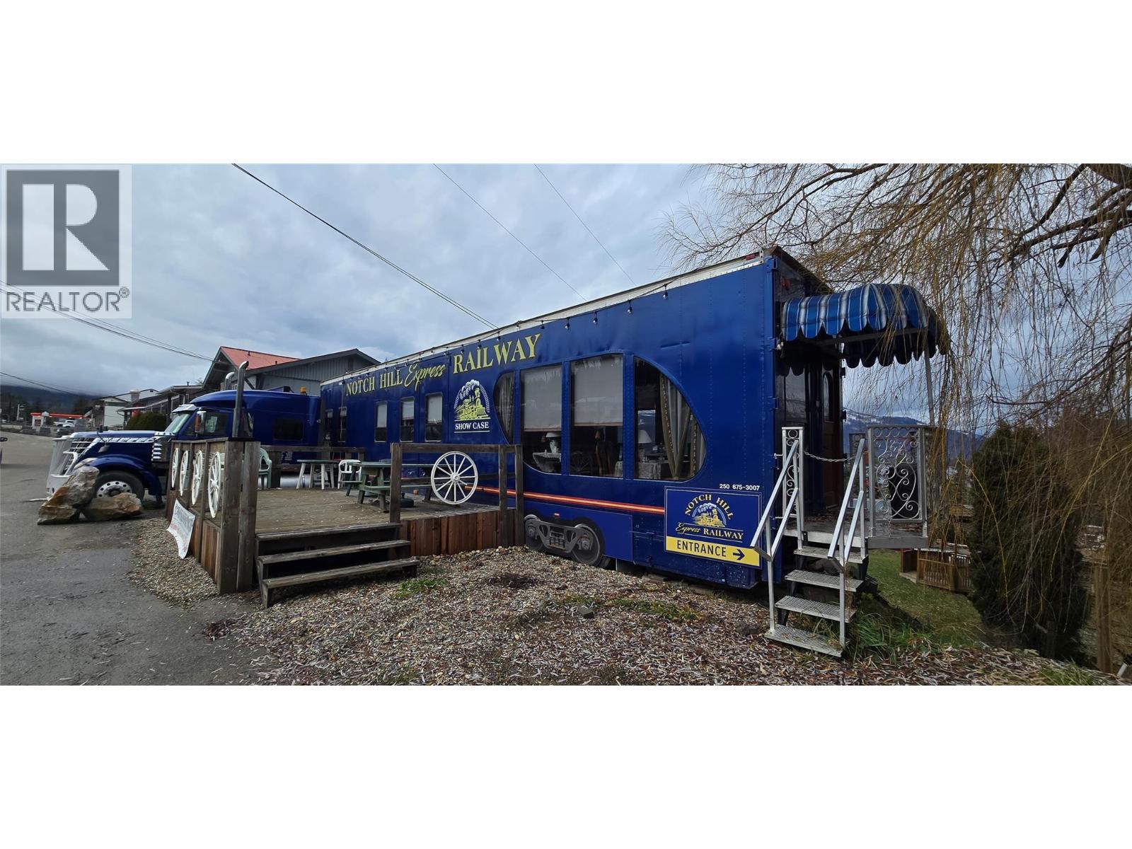 1277 Trans Canada Highway, Sorrento, BC