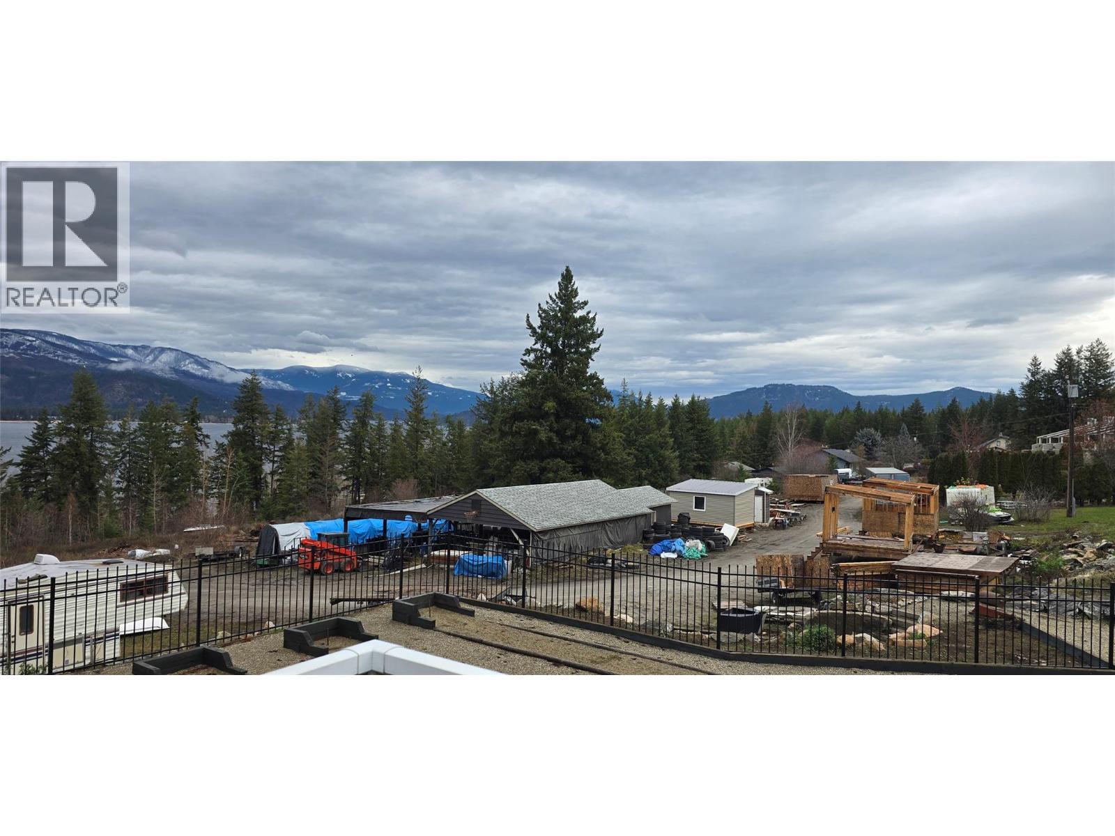 1277 Trans Canada Highway, Sorrento, BC