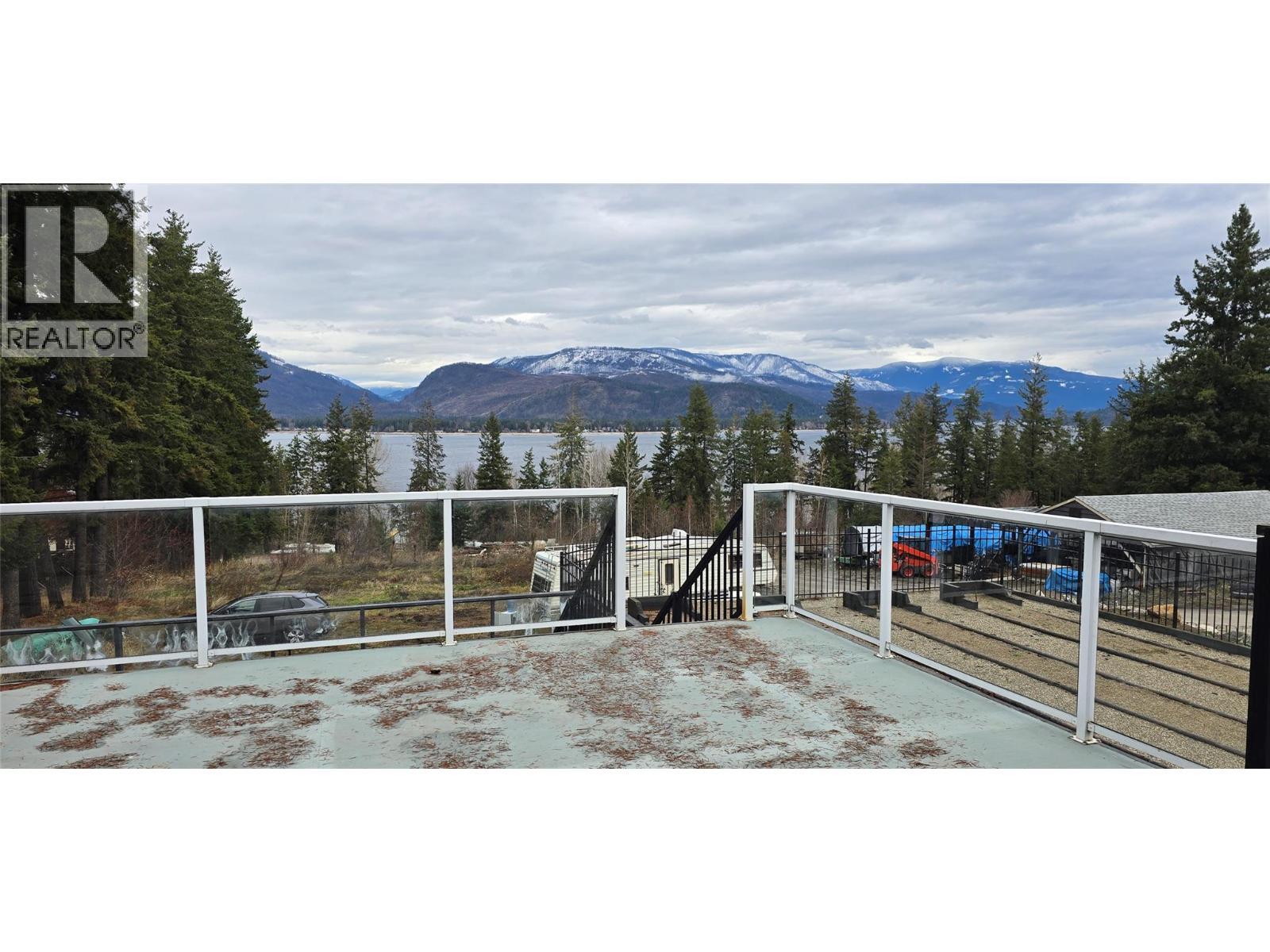 1277 Trans Canada Highway, Sorrento, BC