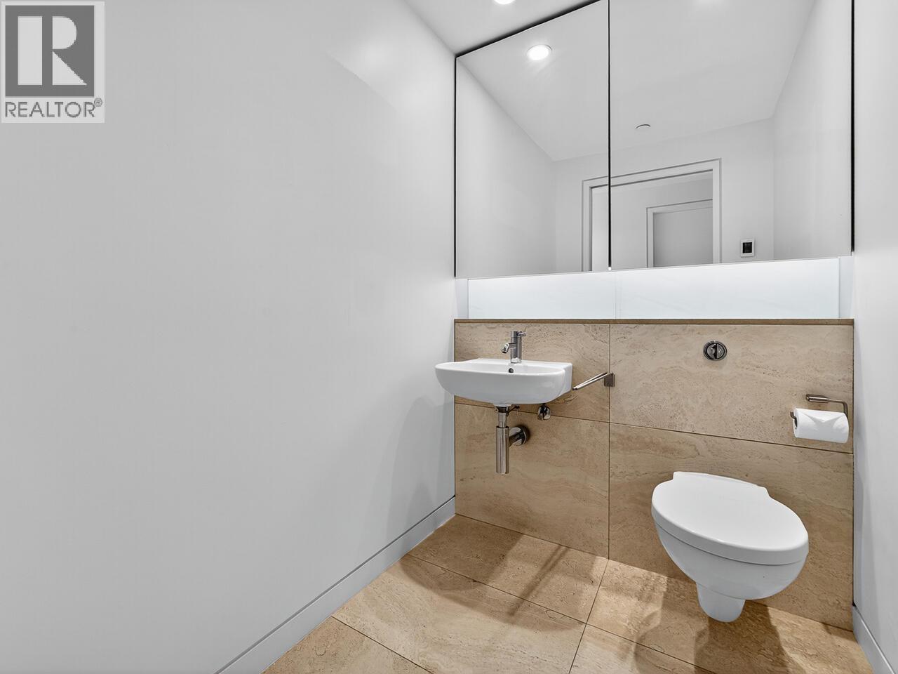3504 838 W Hastings Street, Vancouver, BC - Indoor Photo Showing Bathroom
