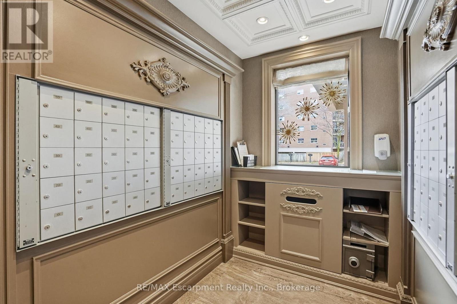 310 - 5188 Lakeshore Road, Burlington (Appleby), ON - Indoor Photo Showing Other Room