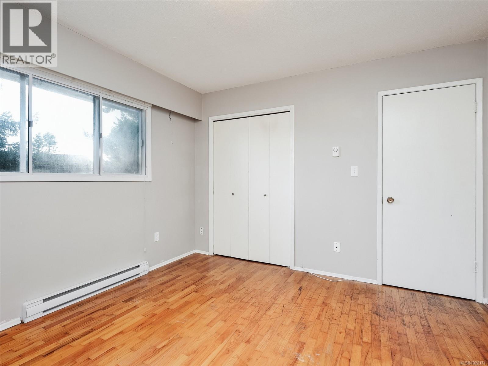 A & B 1725 Feltham Rd, Saanich, BC - Indoor Photo Showing Other Room