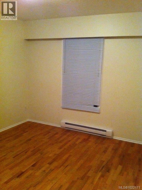 Side A - A & B 1725 Feltham Rd, Saanich, BC - Indoor Photo Showing Other Room