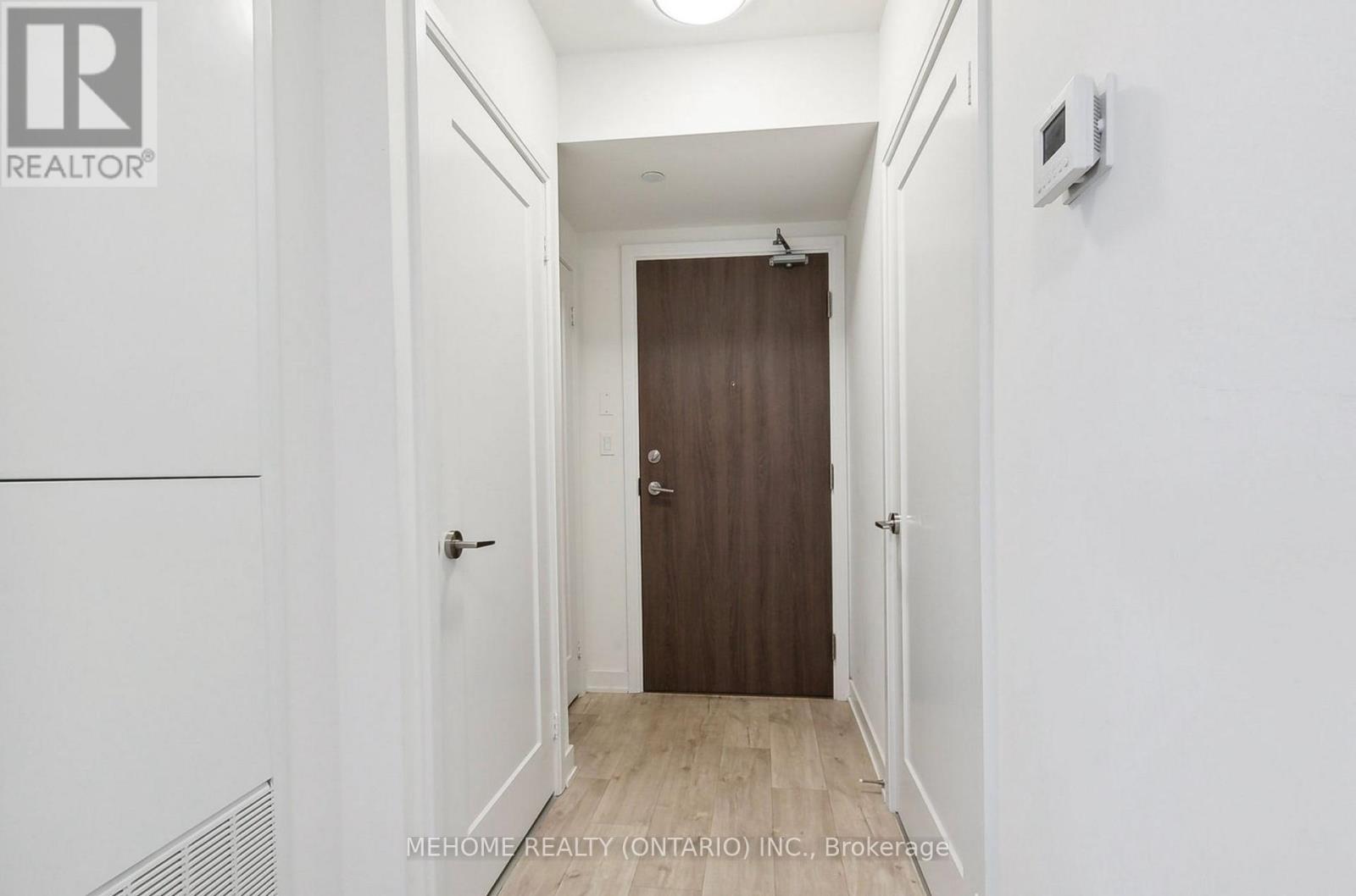 301W - 27 Bathurst Street, Toronto, ON - Indoor Photo Showing Other Room