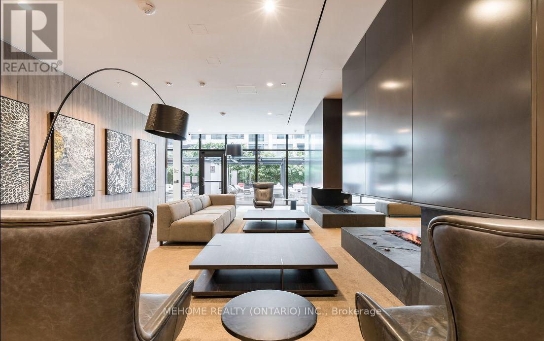 301W - 27 Bathurst Street, Toronto, ON - Indoor