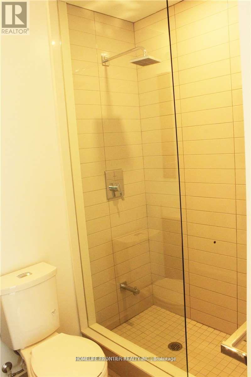 2611 - 5180 Yonge Street, Toronto, ON - Indoor Photo Showing Bathroom