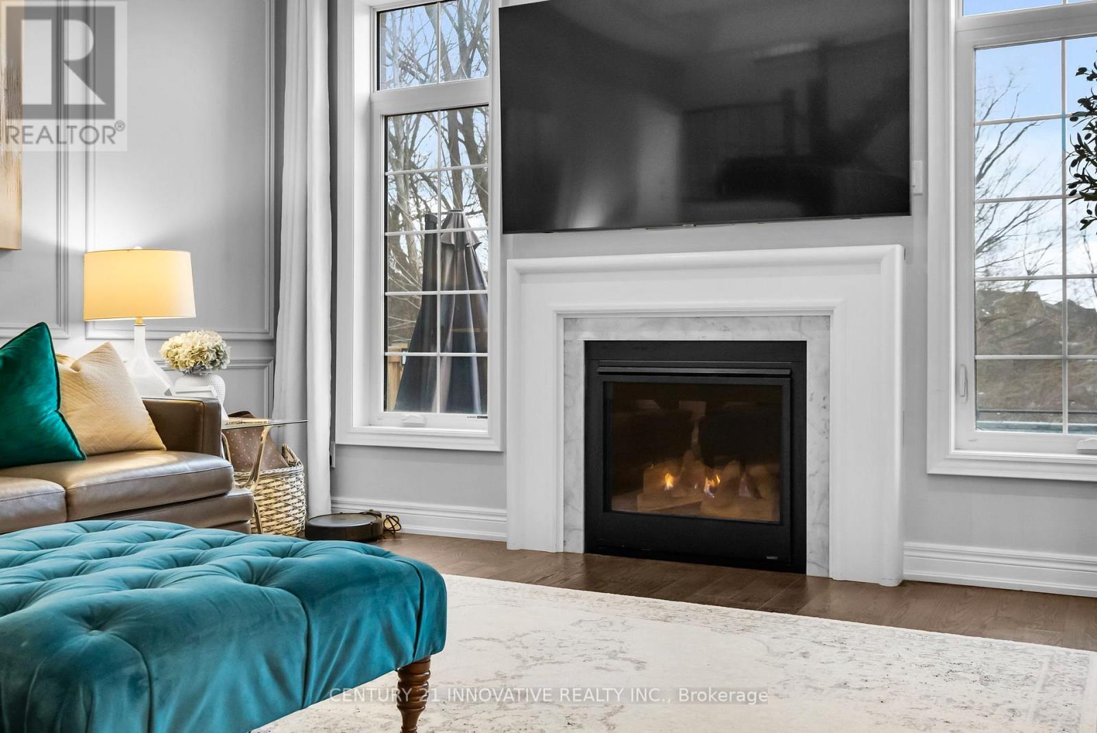54 Blenheim Circle, Whitby, ON - Indoor Photo Showing Living Room With Fireplace