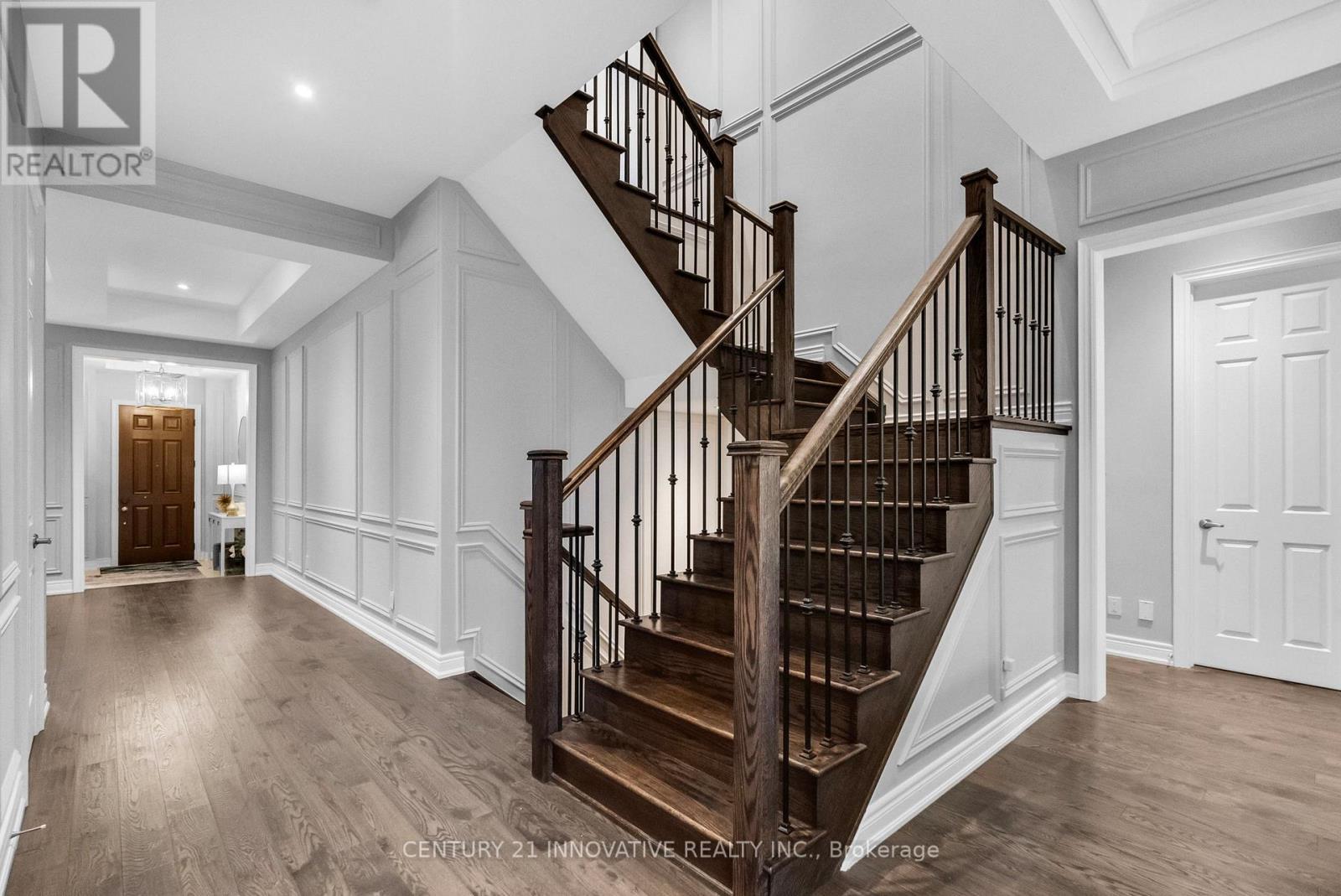 54 Blenheim Circle, Whitby, ON - Indoor Photo Showing Other Room