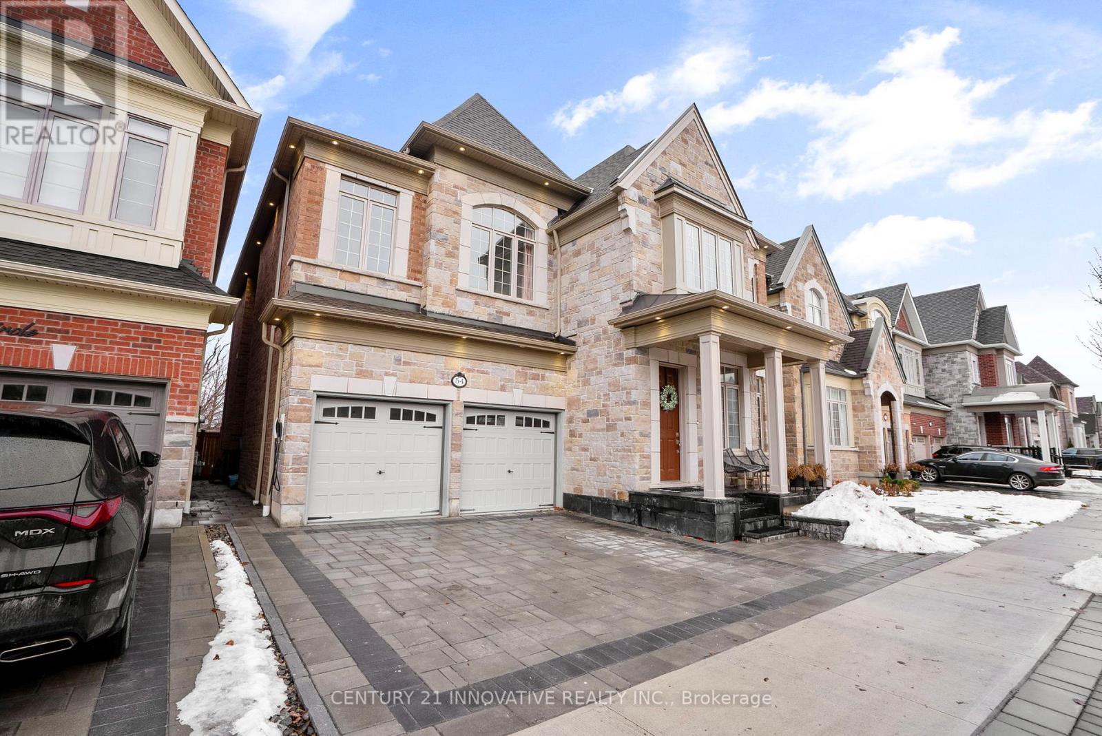 54 Blenheim Circle, Whitby, ON - Outdoor With Facade