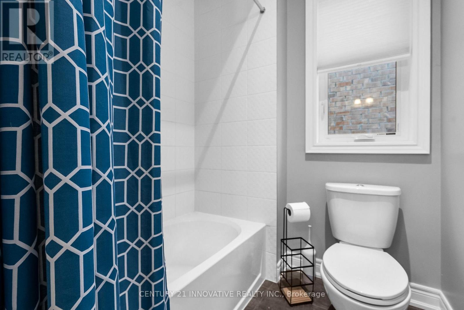 54 Blenheim Circle, Whitby, ON - Indoor Photo Showing Bathroom