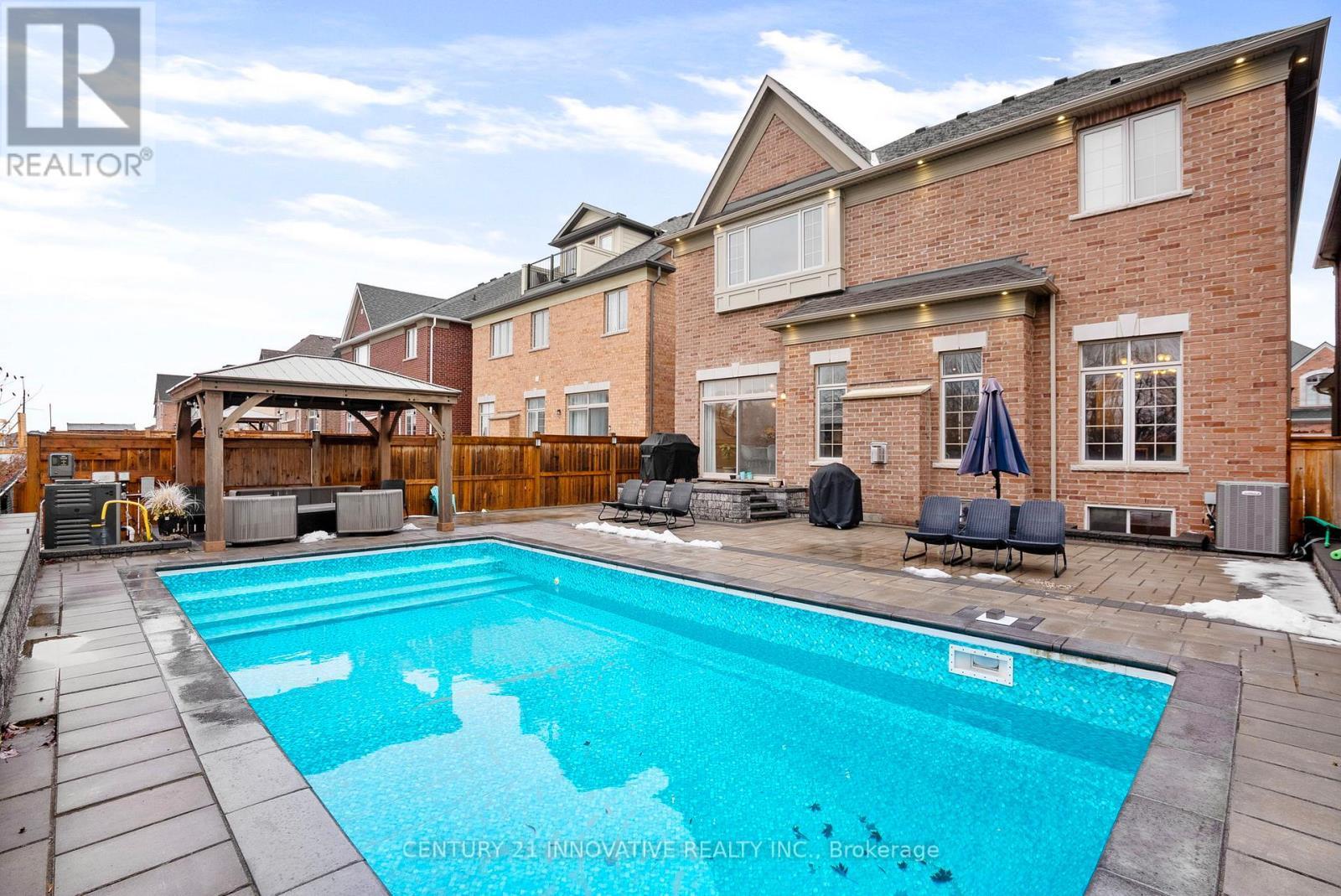 54 Blenheim Circle, Whitby, ON - Outdoor With In Ground Pool With Deck Patio Veranda With Exterior