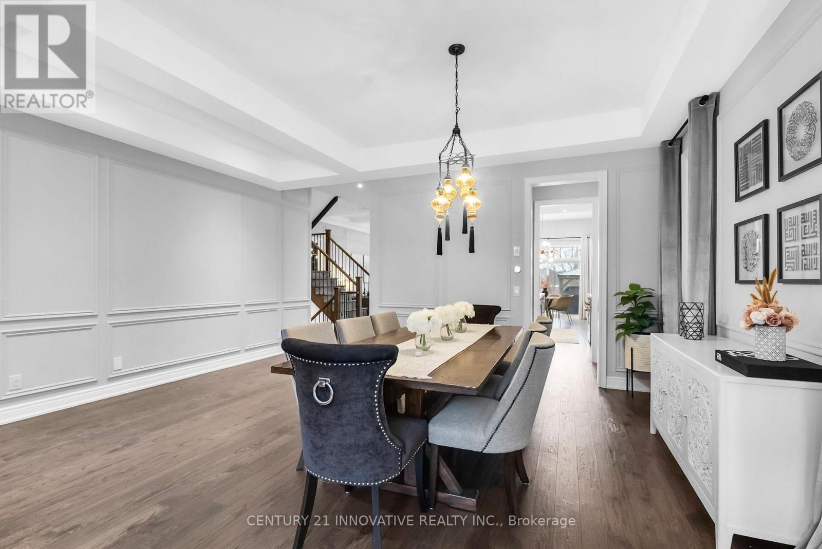 54 Blenheim Circle, Whitby, ON - Indoor Photo Showing Dining Room