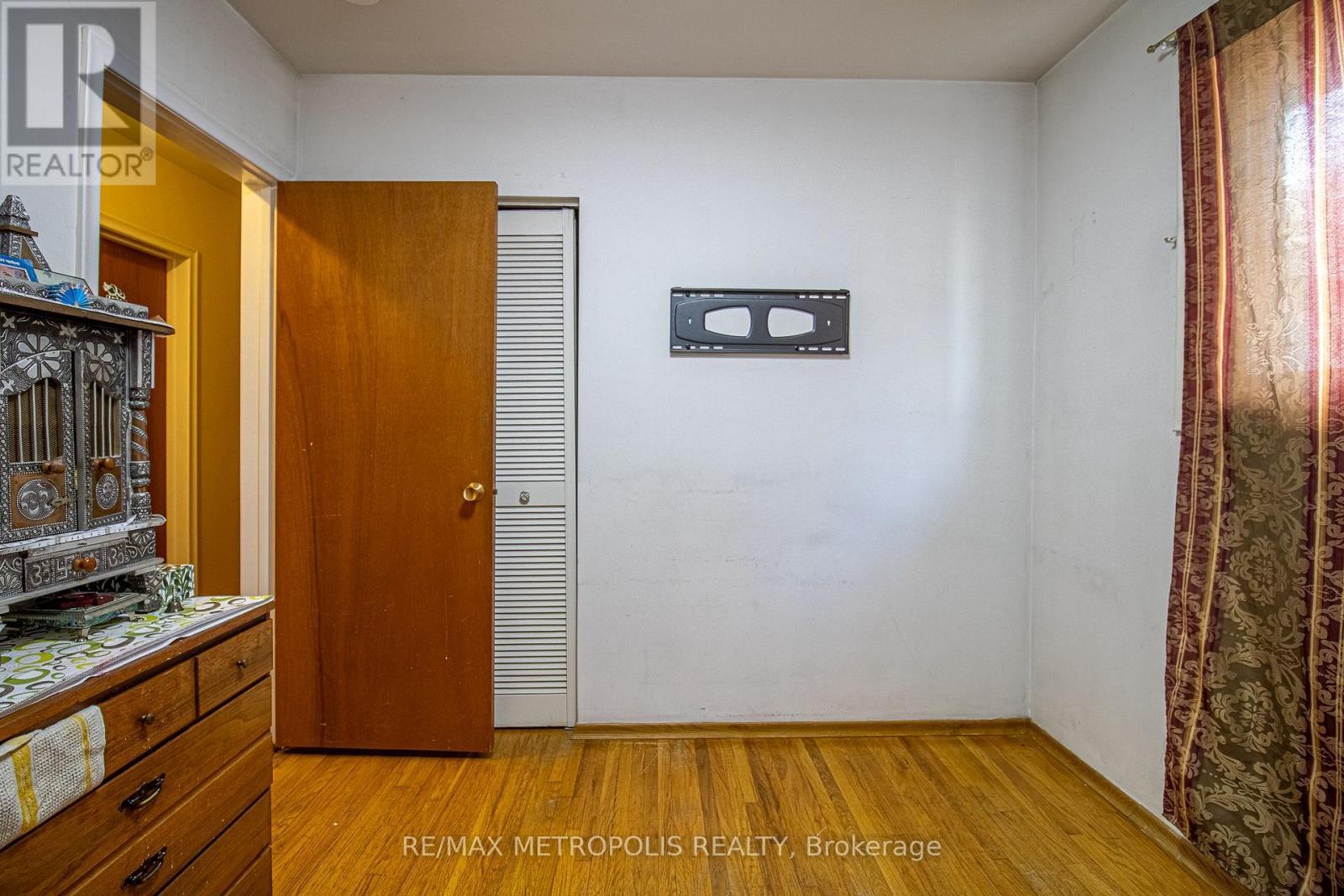 37 Albacore Crescent, Toronto, ON - Indoor Photo Showing Other Room