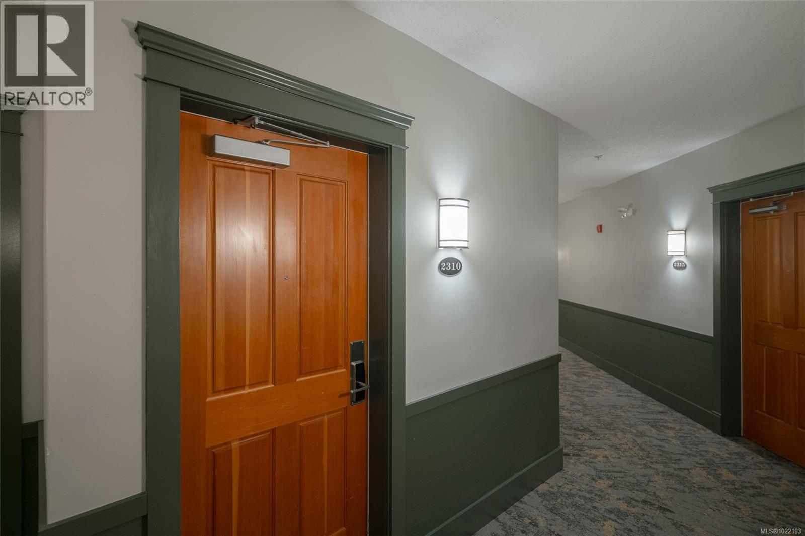 310D 1730 Riverside Lane, Courtenay, BC - Indoor Photo Showing Other Room