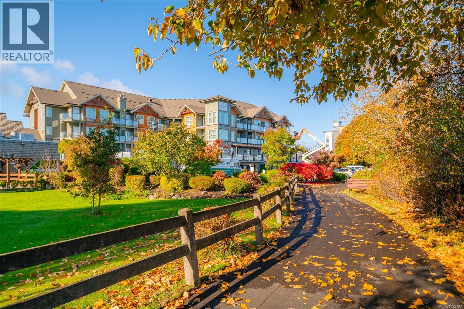 Grounds - 310D 1730 Riverside Lane, Courtenay, BC - Outdoor With Balcony