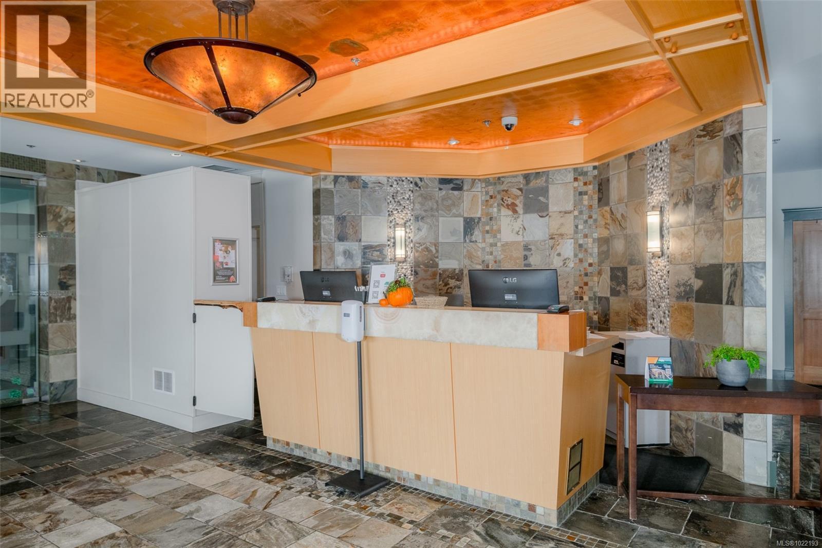 Lobby - 310D 1730 Riverside Lane, Courtenay, BC - Indoor Photo Showing Kitchen