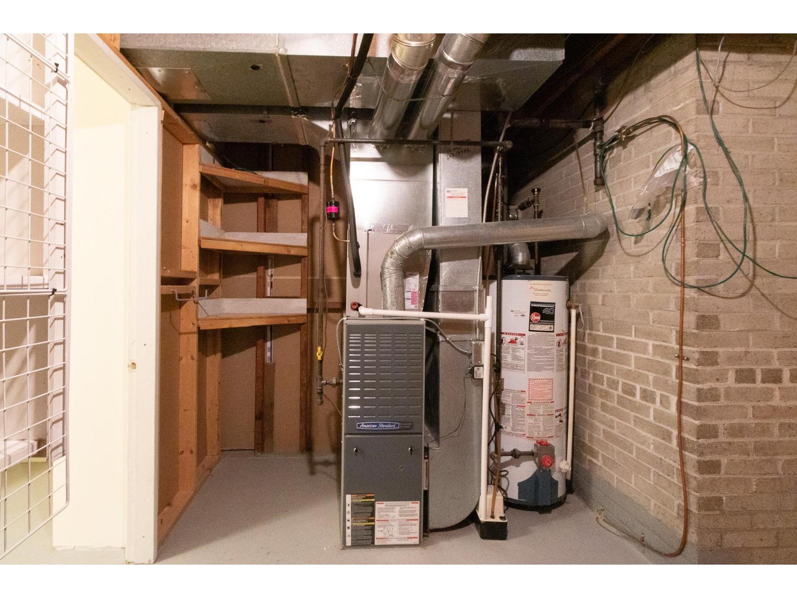 33569 5Th Avenue, Mission, BC - Indoor Photo Showing Basement