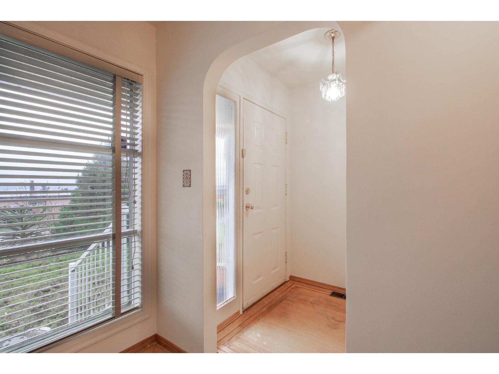 33569 5Th Avenue, Mission, BC - Indoor Photo Showing Other Room