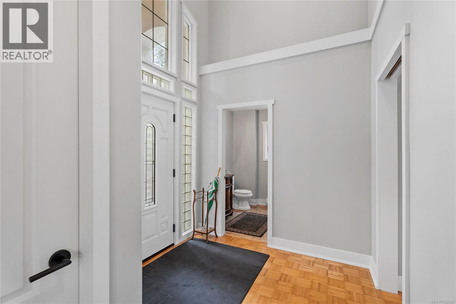 5025 Genoa Bay Rd, Duncan, BC - Indoor Photo Showing Other Room