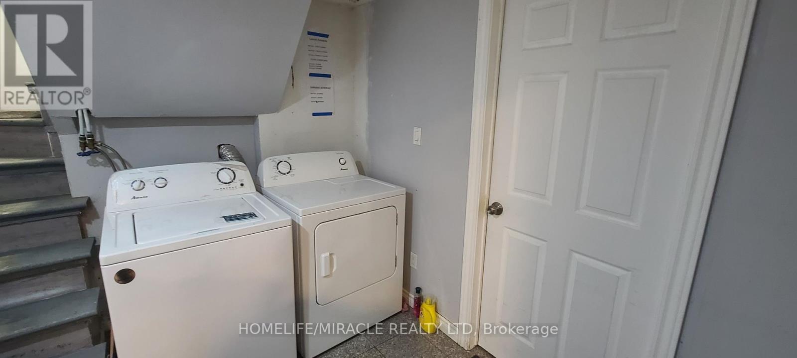 14 Dallner Road, Toronto, ON - Indoor Photo Showing Laundry Room