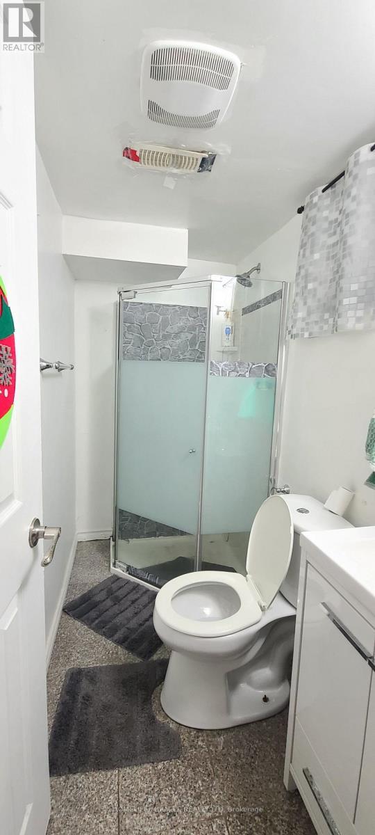 14 Dallner Road, Toronto, ON - Indoor