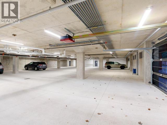 C203-6900 Burnaby Street, Powell River, BC - Indoor Photo Showing Garage