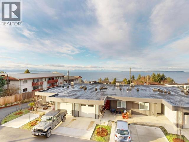 C203-6900 Burnaby Street, Powell River, BC - Outdoor With Body Of Water With View