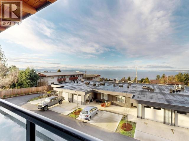 C202-6900 Burnaby Street, Powell River, BC - Outdoor With View