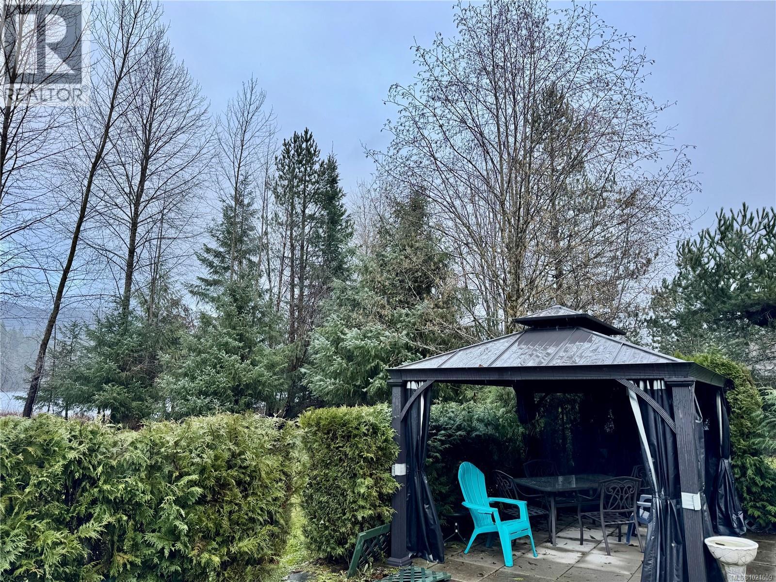 Gazebo - 19 8631 South Shore Rd, Lake Cowichan, BC