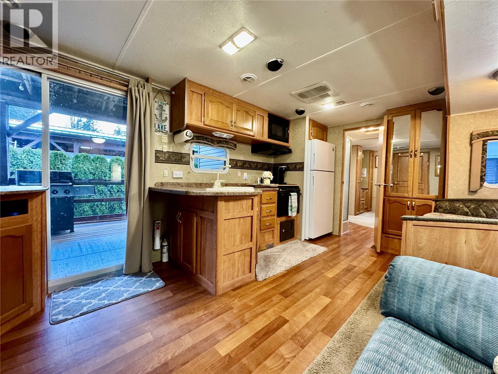 19 8631 South Shore Rd, Lake Cowichan, BC