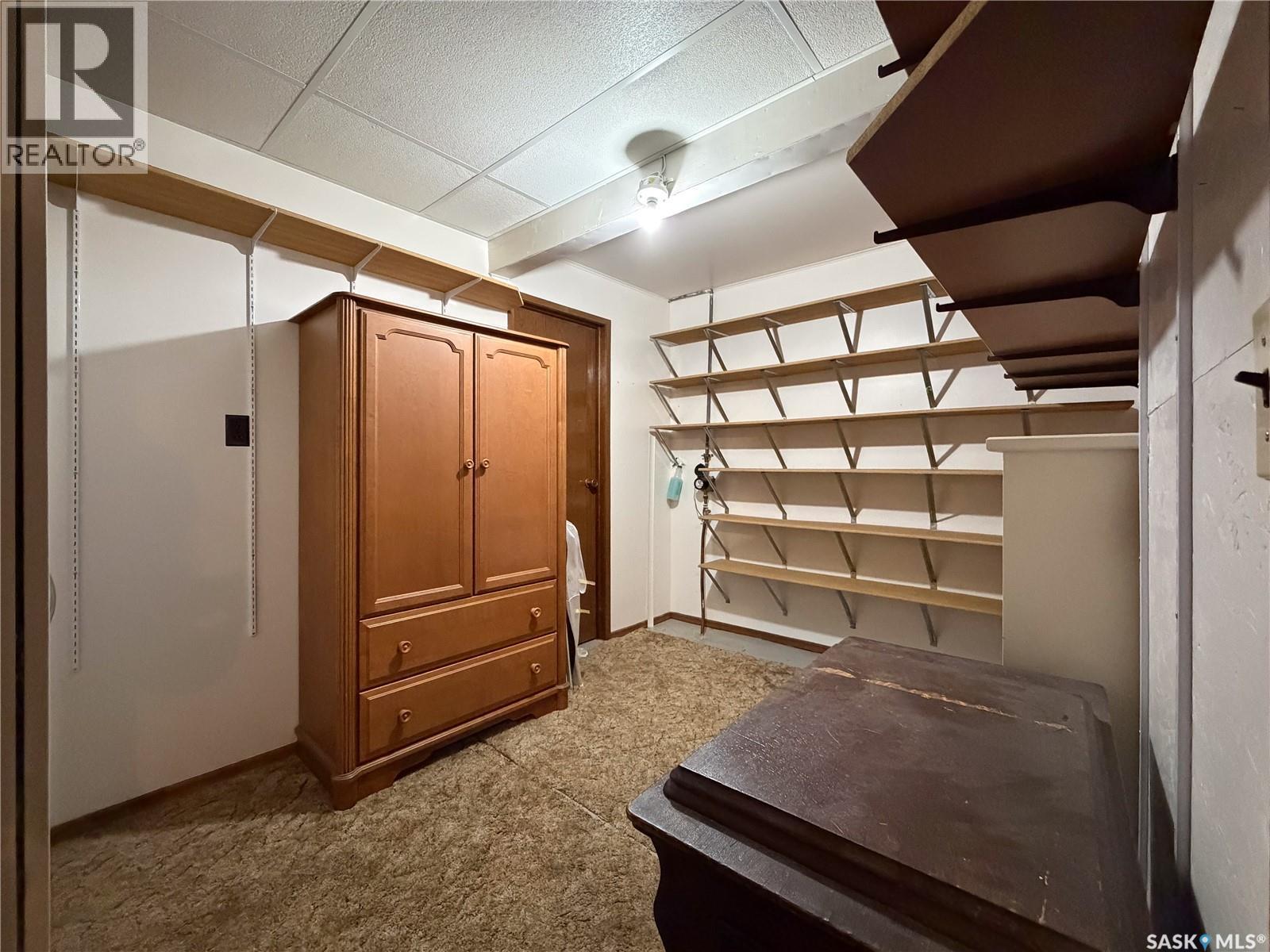 120 6Th Street E, Ponteix, SK - Indoor Photo Showing Other Room