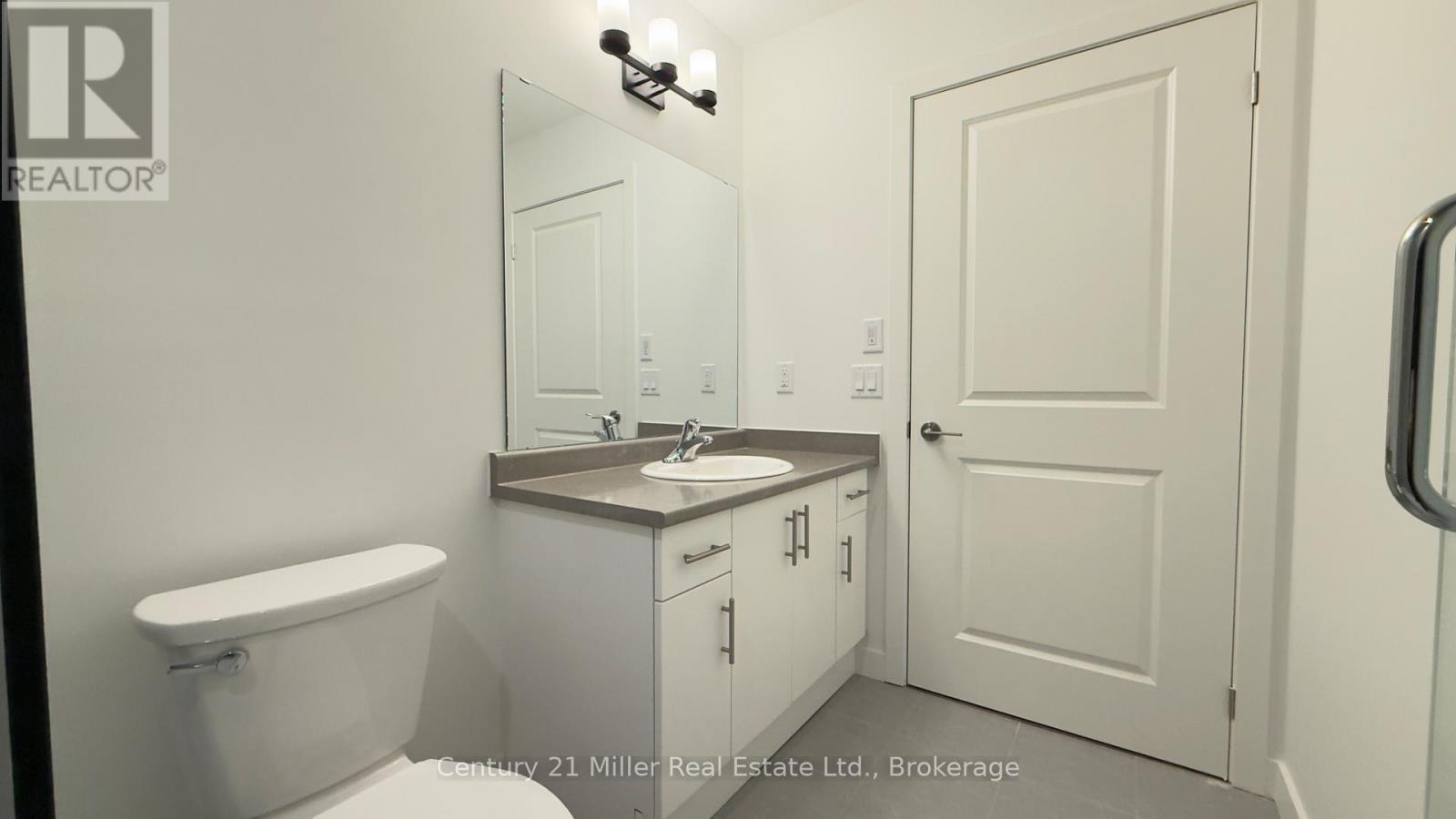 Unit # 328 - 461 Green Road, Hamilton (Lakeshore), ON - Indoor Photo Showing Bathroom