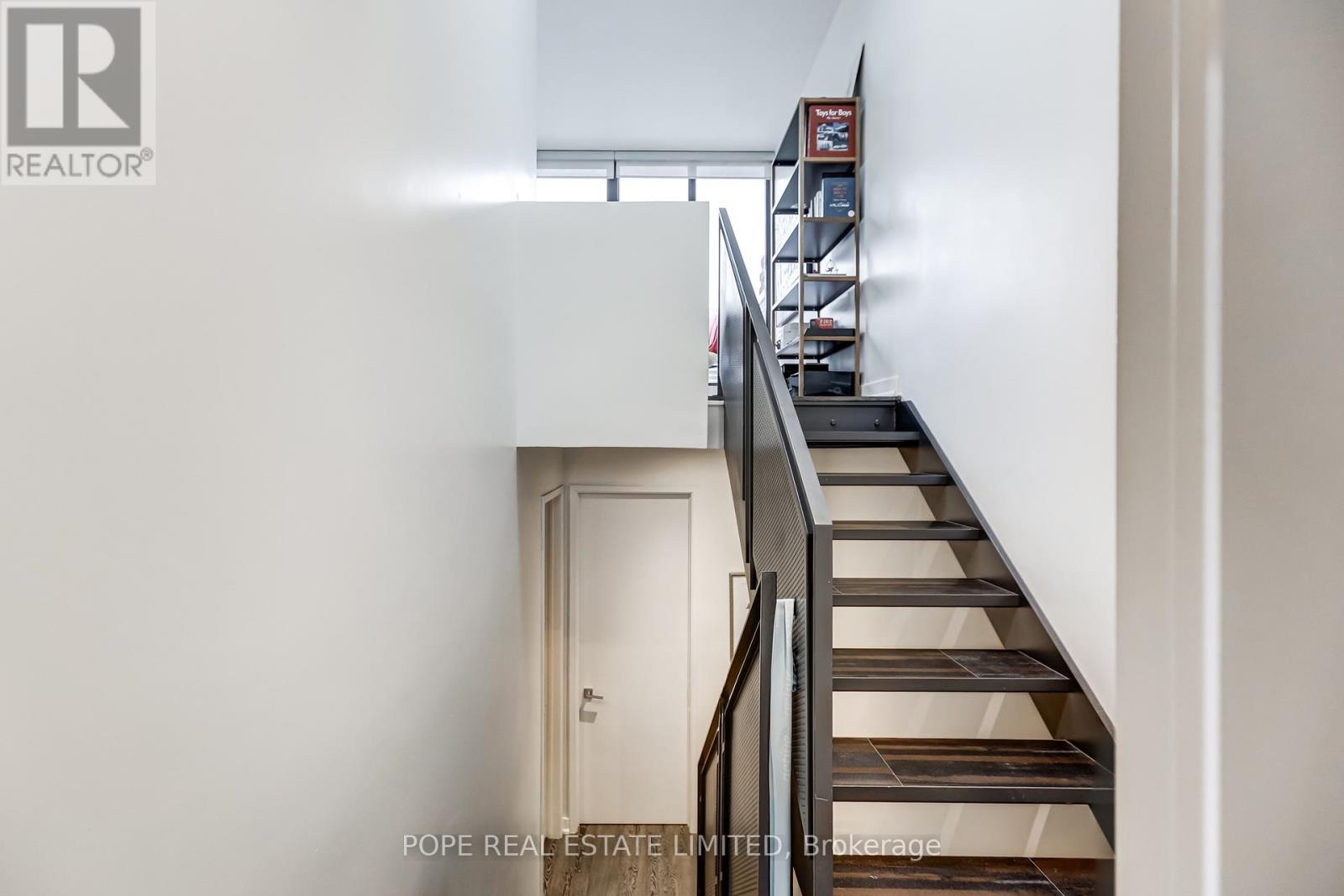 9A Gilead Place, Toronto, ON - Indoor Photo Showing Other Room