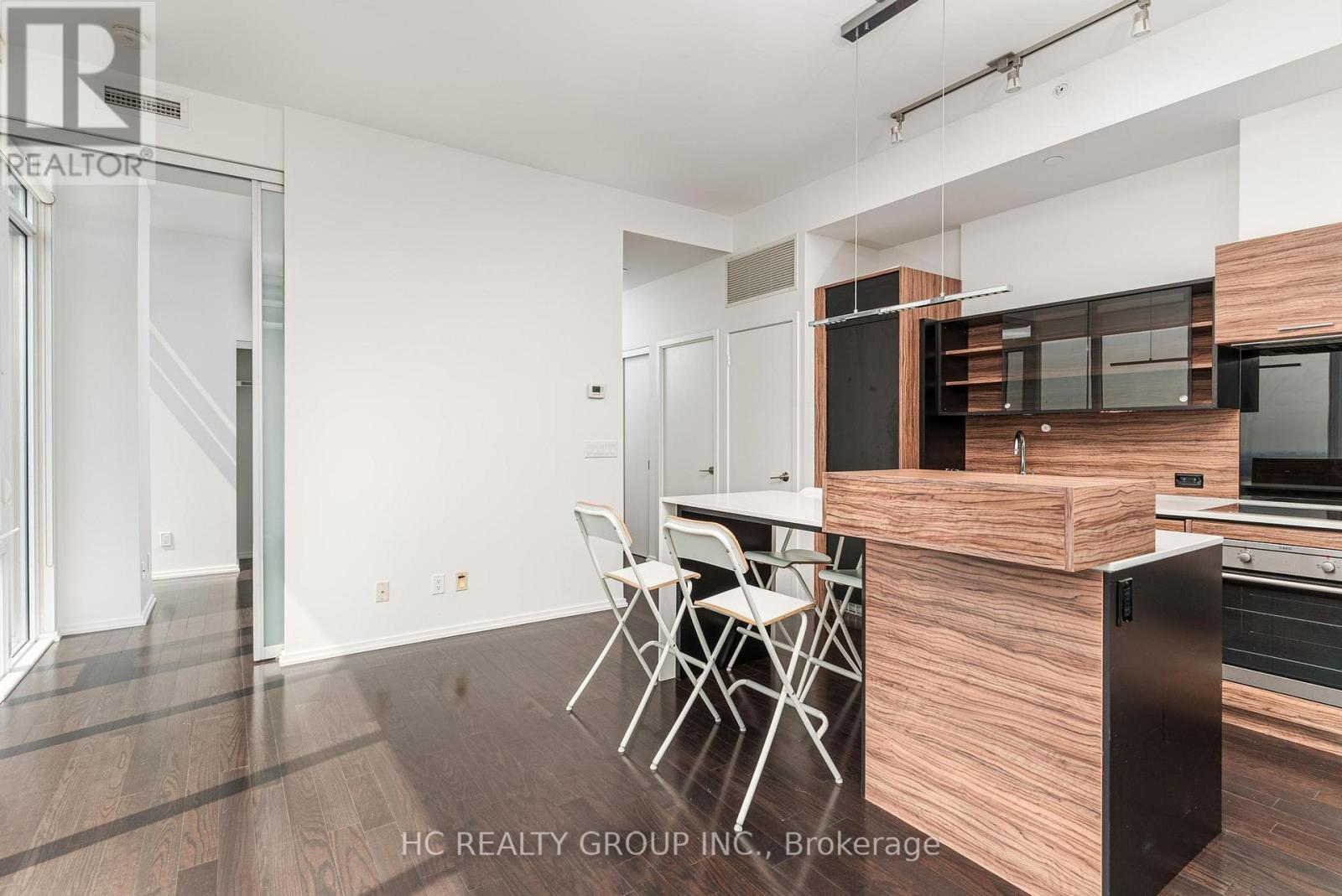 3503 - 75 St Nicholas Street, Toronto, ON - Indoor