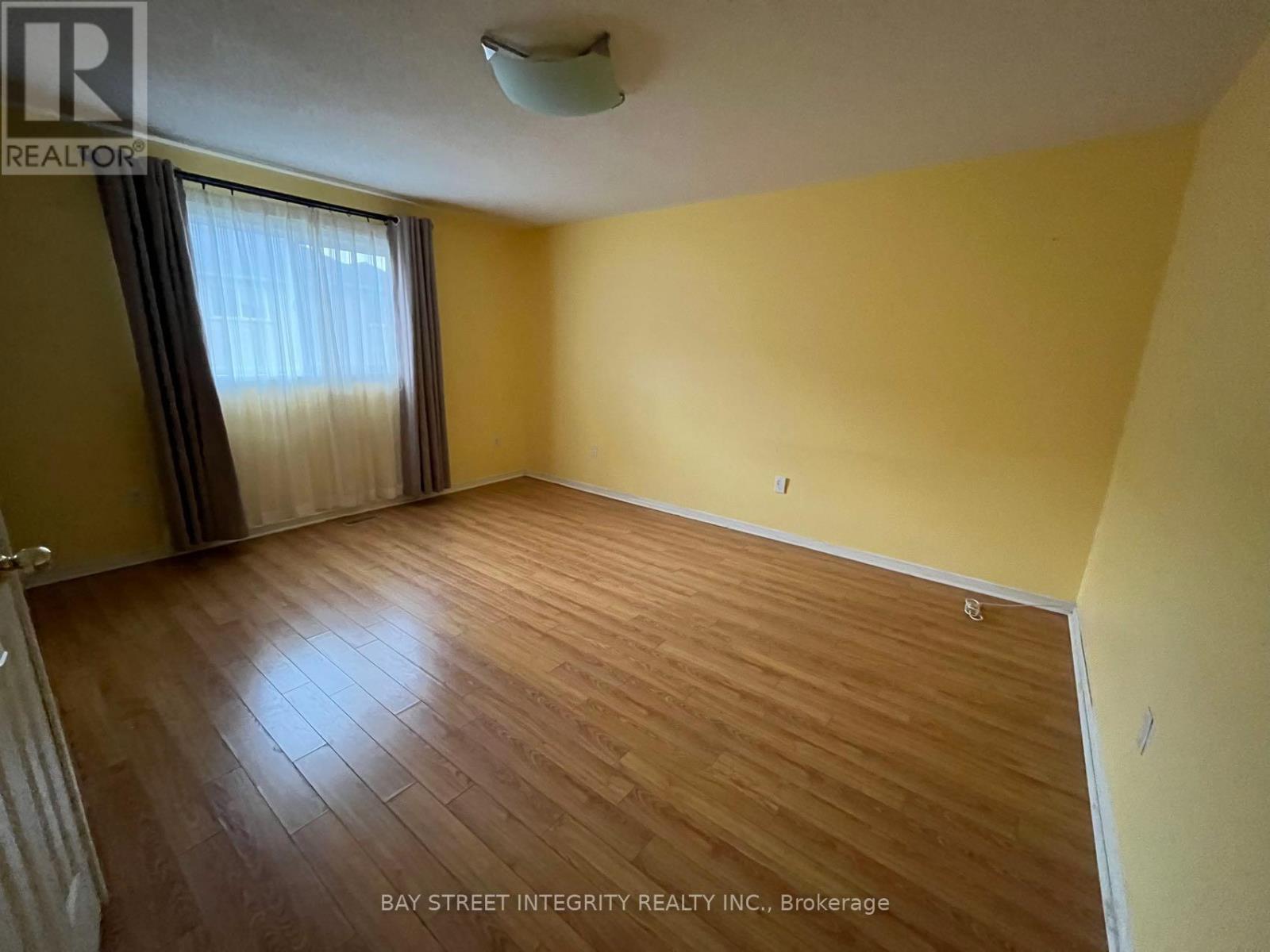 147 Nahanni Drive, Richmond Hill, ON - Indoor Photo Showing Other Room