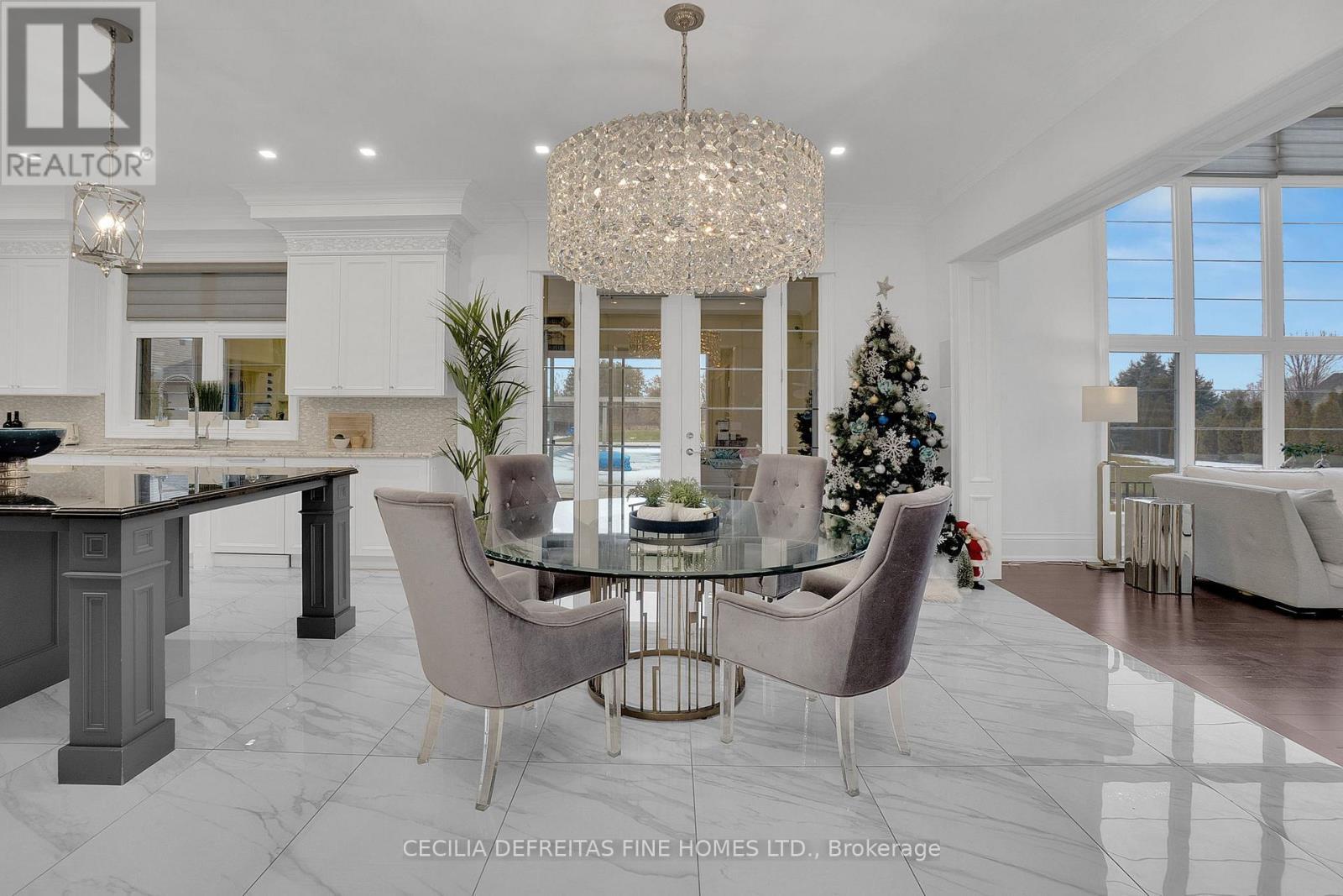 78 Mizuno Crescent, Vaughan, ON - Indoor Photo Showing Dining Room